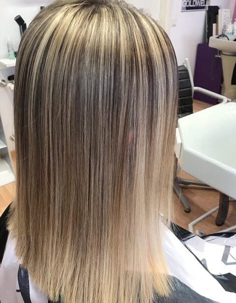 Strähnchen Wien – Blonde Highlights mittellang bei Hairstudio Tanja